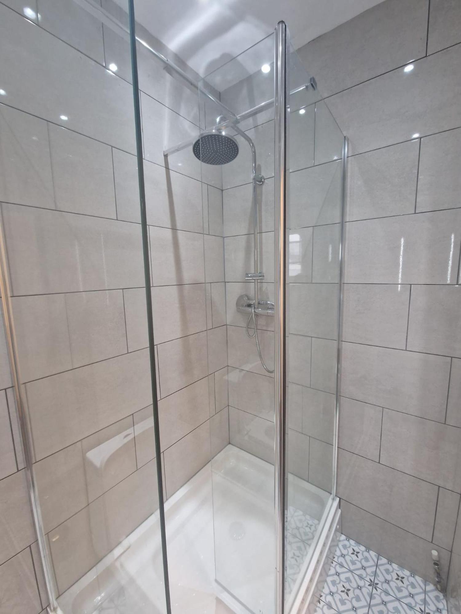 Large Digbeth Double Room Shared Bathroom Birmingham Ngoại thất bức ảnh